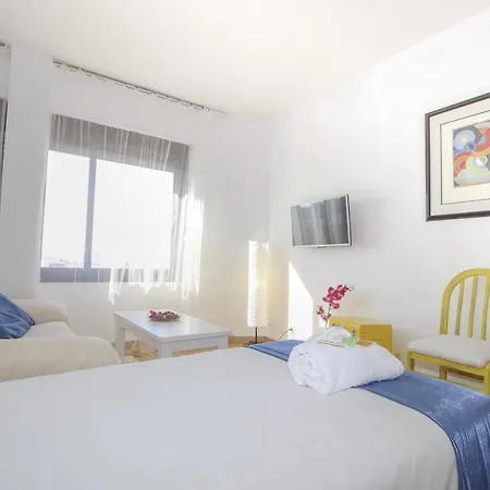 Relax Triana Sevilla Exterior photo